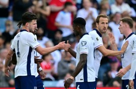 England's Declan Rice (L) was on the scoresheet against Andorra