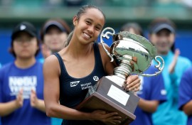 Canada's Leylah Fernandez celebrates her Japan Open victory