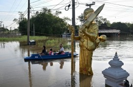 While the government has offered 9,000 baht ($280) in aid per household affected, some residents felt it was not enough