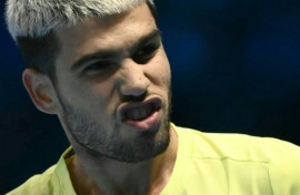 Carlos Alcaraz will face Jannik Sinner for the ATP Finals title