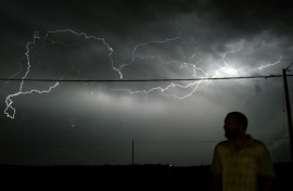 Lightning on Mars would be just centimetres long -- unlike the massive bolts we have here on Earth
