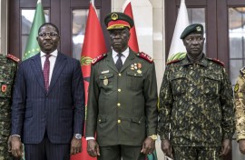 General Horta N'Tam (C) urged the new government to combat drug trafficking