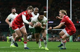 South Africa fly-half Sacha Feinberg-Mngomezulu (C) scored two tries and nine conversions for a personal tally of 28 points