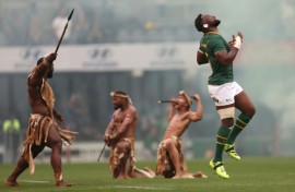 Siya Kolisi (R) led the Springboks to victory in the 2019 and 2023 World Cups