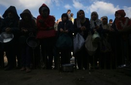 Relief workers fear aid distribution risks collapse