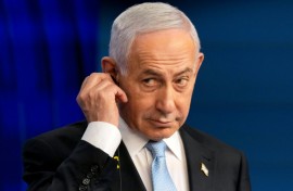 A video showed Netanyahu speaking to Abdullahi by telephone to confirm the recognition