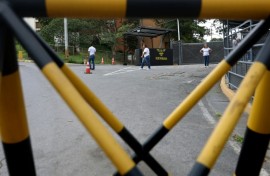 El Rodeo I prison lies east of Caracas