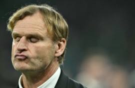 The All Blacks have fired coach Scott Robertson