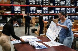 Costa Rica, a country of 5.2 million inhabitants, goes to the polls Sunday