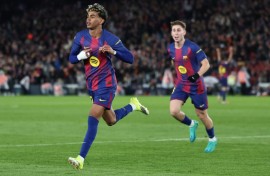 Barcelona's Spanish forward Lamine Yamal celebrates scoring a spectacular goal against Real Oviedo