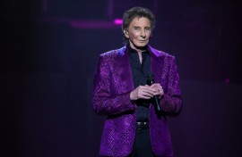 Barry Manilow is recovering from surgery related to his lung cancer diagnosis