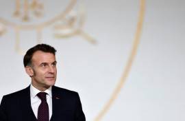 Emmanuel Macron wants 'a European discussion with the Russians'