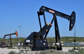 The US crude oil benchmark, WTI, fell more than 10%