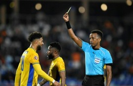 Somalia referee Omar Artan (R) will officiate at the 2026 World Cup finals