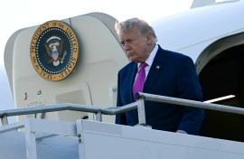 US President Donald Trump has threatened a US naval blockade of the Strait of Hormuz, but will that help him get the upper hand with Iran?