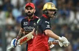 Virat Kohli and Phil Salt (R) put on 120 for the opening wicket as Bengaluru held off Mumbai for a third win in four IPL games
