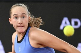 Mirra Andreeva beat Iga Swiatek to book a Stuttgart semi-final against top seed Elena Rybakina