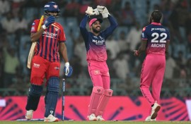 Jofra Archer (R) picked up three wickets as Rajasthan defended a modest target against Lucknow