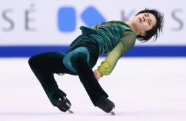 Former figure skating world champion Shoma Uno has joined a professional esports team