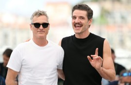 Chilean-US actor Pedro Pascal (right next to US actor Joaquin Phoenix) flew economy to the Cannes Film Festival last year