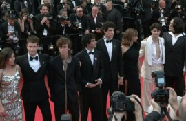 Cannes: Penelope Cruz walks red carpet with cast of 'La Bola Negra'