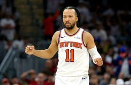 New York's Jalen Brunson scored a game-high 30 points and the Knicks won 121-108 at Cleveland to seize a 3-0 lead in their best-of-seven Eastern Conference final series