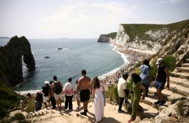 Monday is expected to be the hottest bank holiday ever