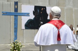 The pope blessed a cross made from the wood of migrant boats