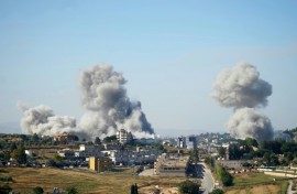 Smoke rises over the Lebanese city of Nabatieh after Israeli strikes carried out despite the announcement of a renewed ceasefire