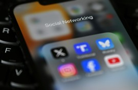 UK teens plan to opt out of social media curfews proposed by the government