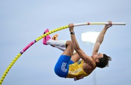 Sweden's Armand Duplantis achieved a championship record of 6.15 metres at Alexander Stadium