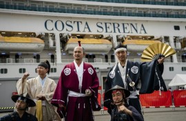A welcoming ceremony featuring a samurai performance that drew condemnation in South Korea