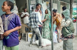 Tigrayans rushed to stock up on supplies amid fears of conflict