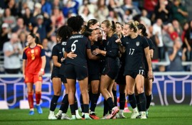 Mallory Swanson equalized for the United States against Spain