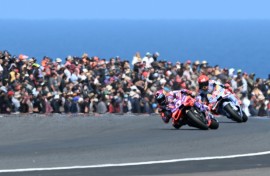 Jorge Martin (L) and Marc Marquez (R) are preparing to race for the last time at Phillip Island