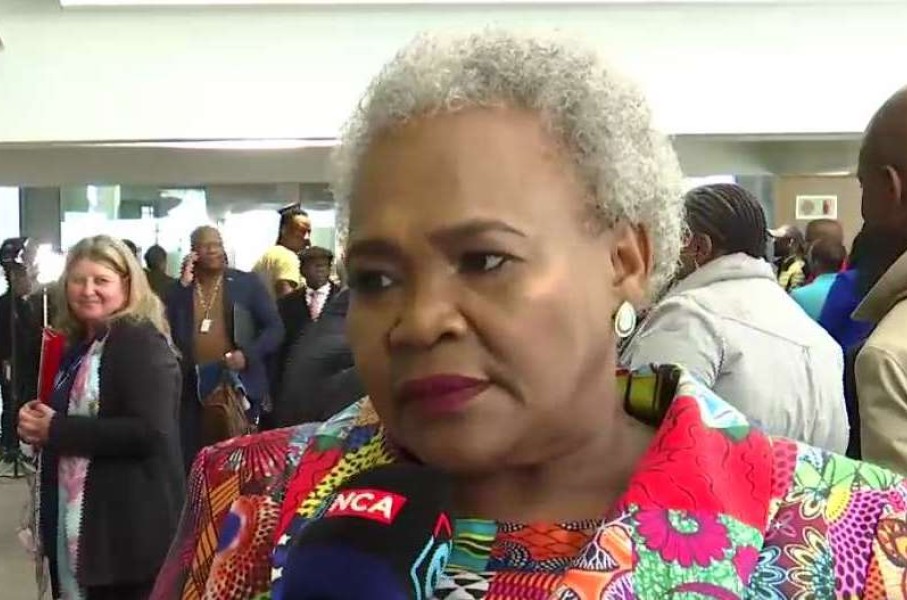 Sisisi Tolashe