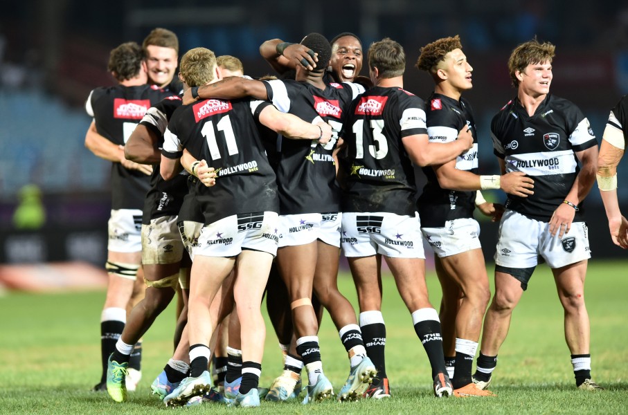 Sharks players celebrate their victory. BackpagePix/Nokwanda Zondi