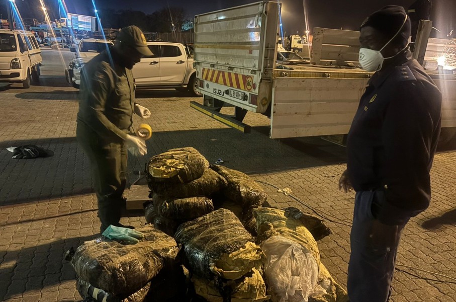 Drugs estimated to be worth R1 billion have been seized at the Beitbridge Border Post.