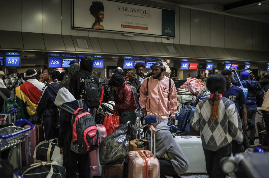 Ghana residents leave OR Tambo International Airport