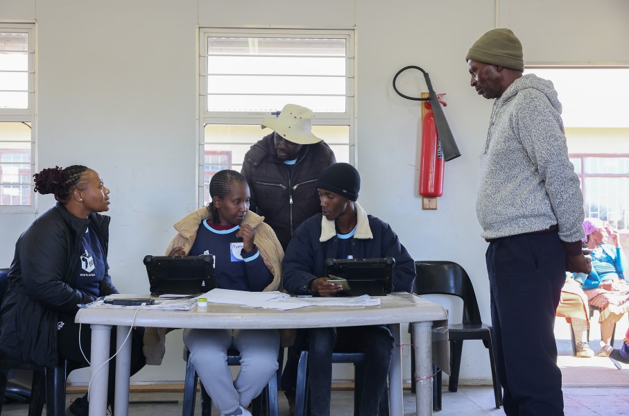 Vote registration IEC