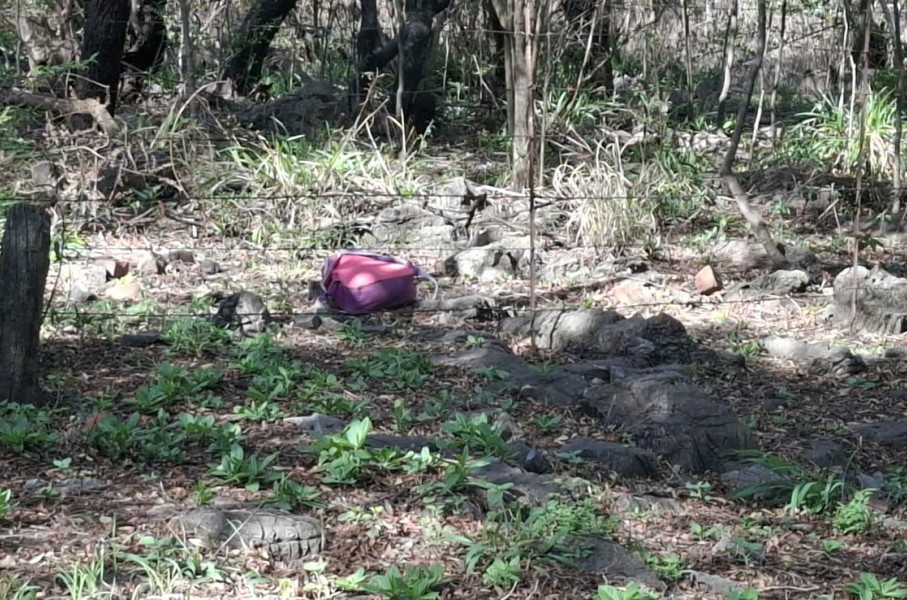  Police are combing an active crime scene in Atteridgeville, searching for a suspect accused of kidnapping a child reportedly raping the mother.