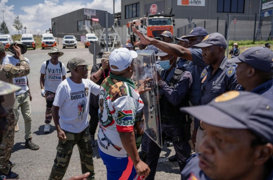 Anti-migrant vigilante group Dudula has stoked tensions in South Africa