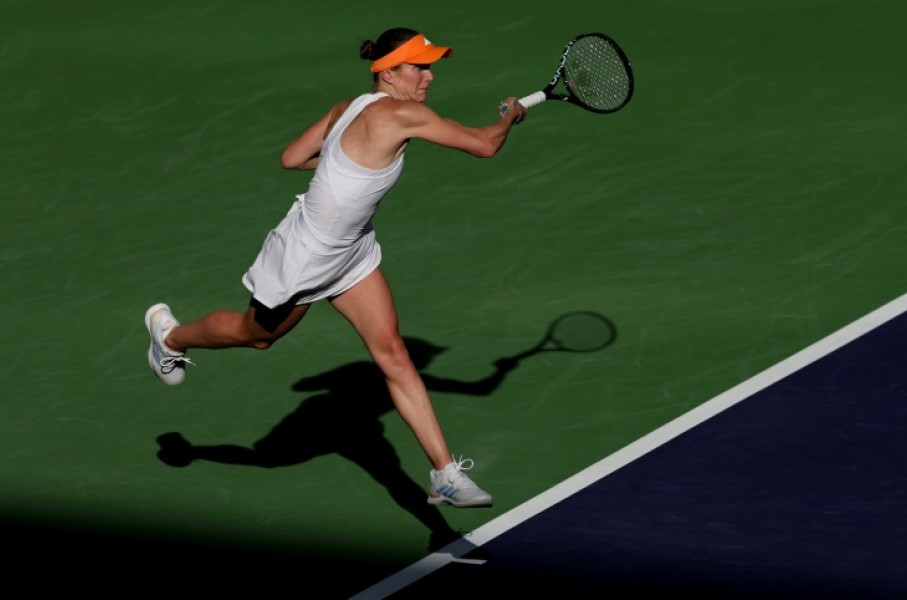 Ukraine's Elina Svitolina is through to the semi-finals at Indian Wells after an upset win over two-time champion Iga Swiatek