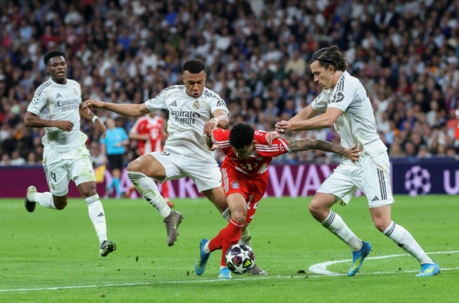 Kylian Mbappe did not shirk his defensive duties in the Champions League defeat by Bayern Munich, said Real Madrid coach Alvaro Arbeloa
