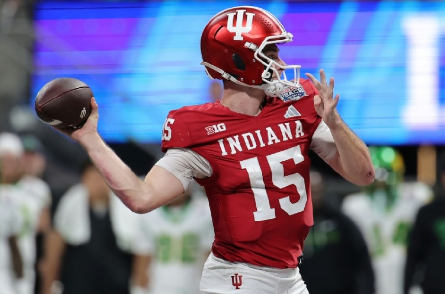 Quarterback Fernando Mendoza, who led the Indiana Hoosiers to last season's US college crown, is expected to be selected by Las Vegas with the first pick in the 2026 NFL Draft