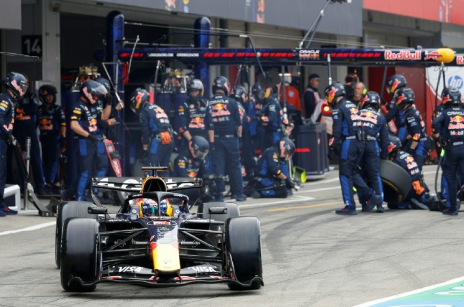 Red Bull Racing's Dutch driver Max Verstappen has described the new regulations as "Formula E on steroids" and has hinted he might step away from Formula One if it did not change