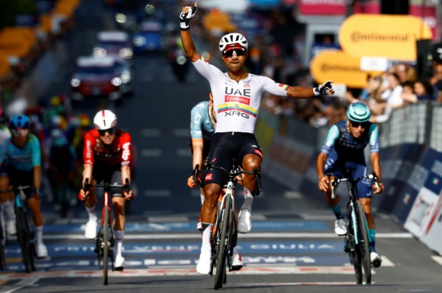 Ecuadorian rider Jhonatan Narvaez wins the Giro d'Italia fourth stage in Italy after three stages were held in Bulgaria