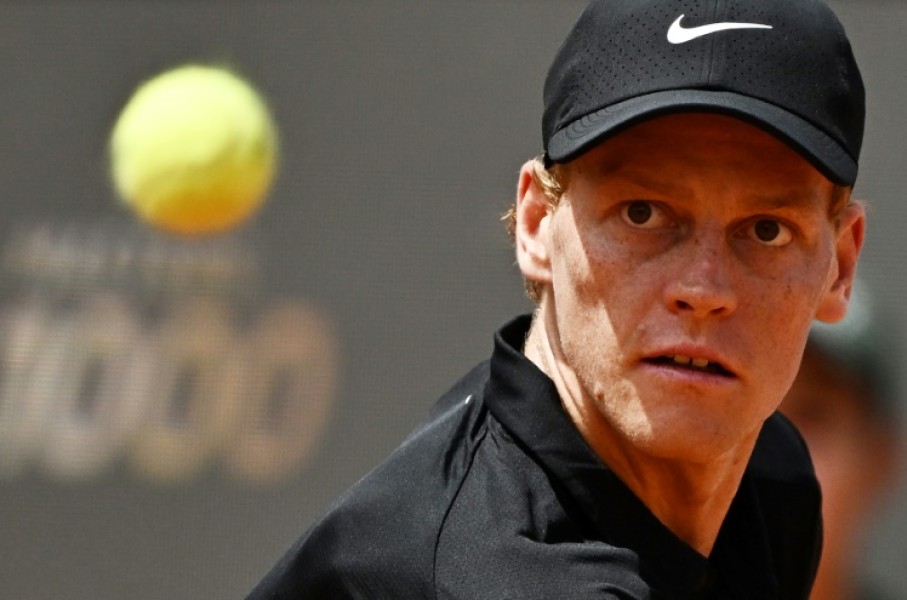 Jannik Sinner reached the semi-finals of the Italian Open on Thursday