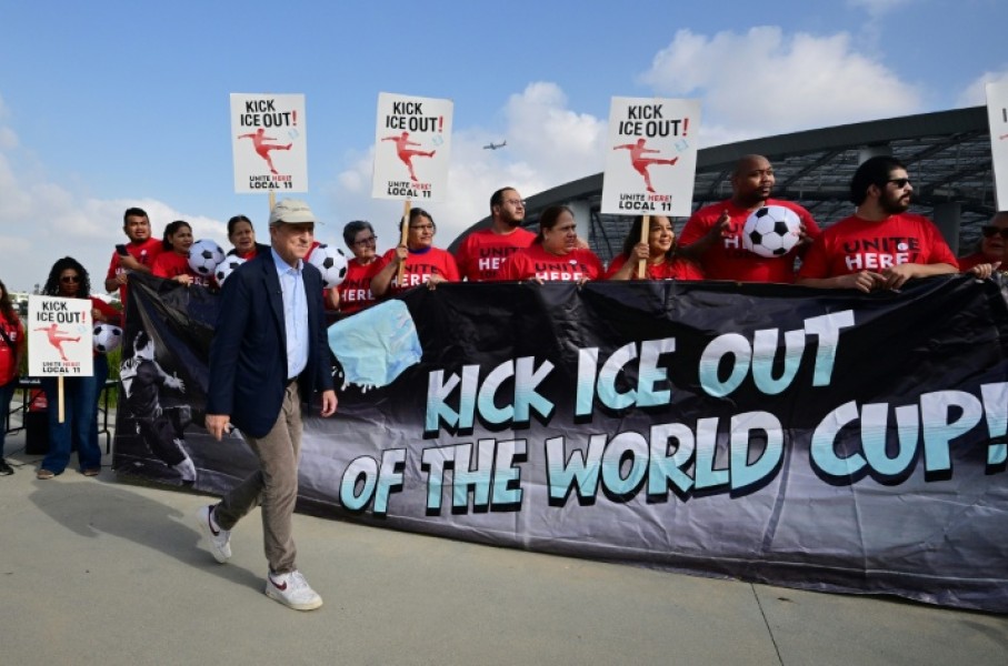 California gubernatorial candidate Tom Steyer joins Sofi Stadium workers who are threatening strike action during the World Cup if federal immigration officers are deployed at the venue