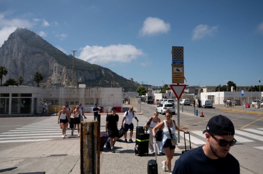 Thousands of workers who cross daily between Spain and Gibraltar will no longer need to go through border controls